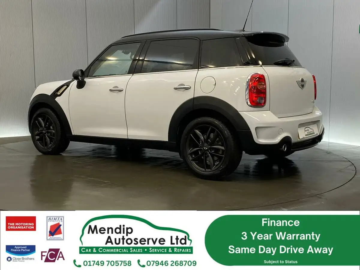 2012-mini-countryman-16-cooper-s-auto-big-10