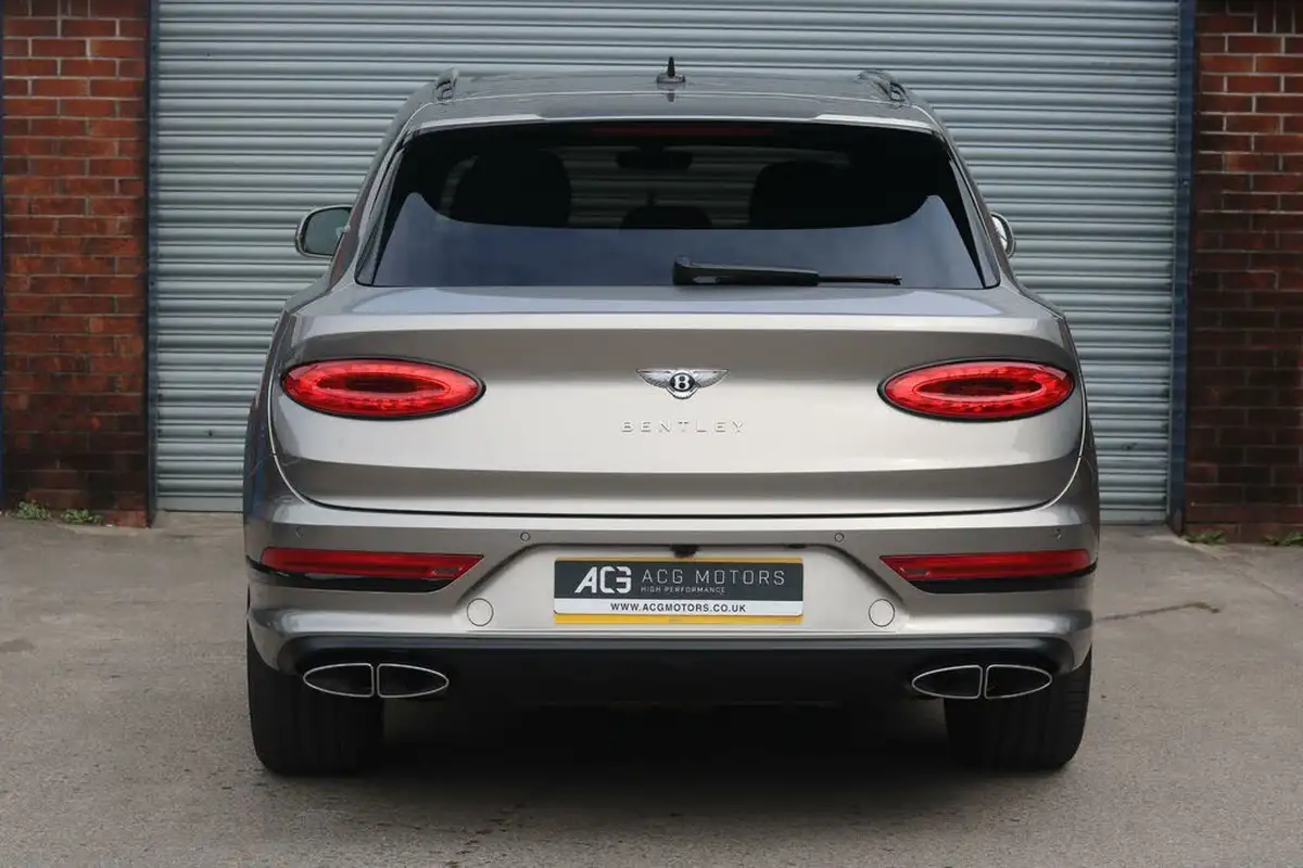 2022-bentley-bentayga-big-3