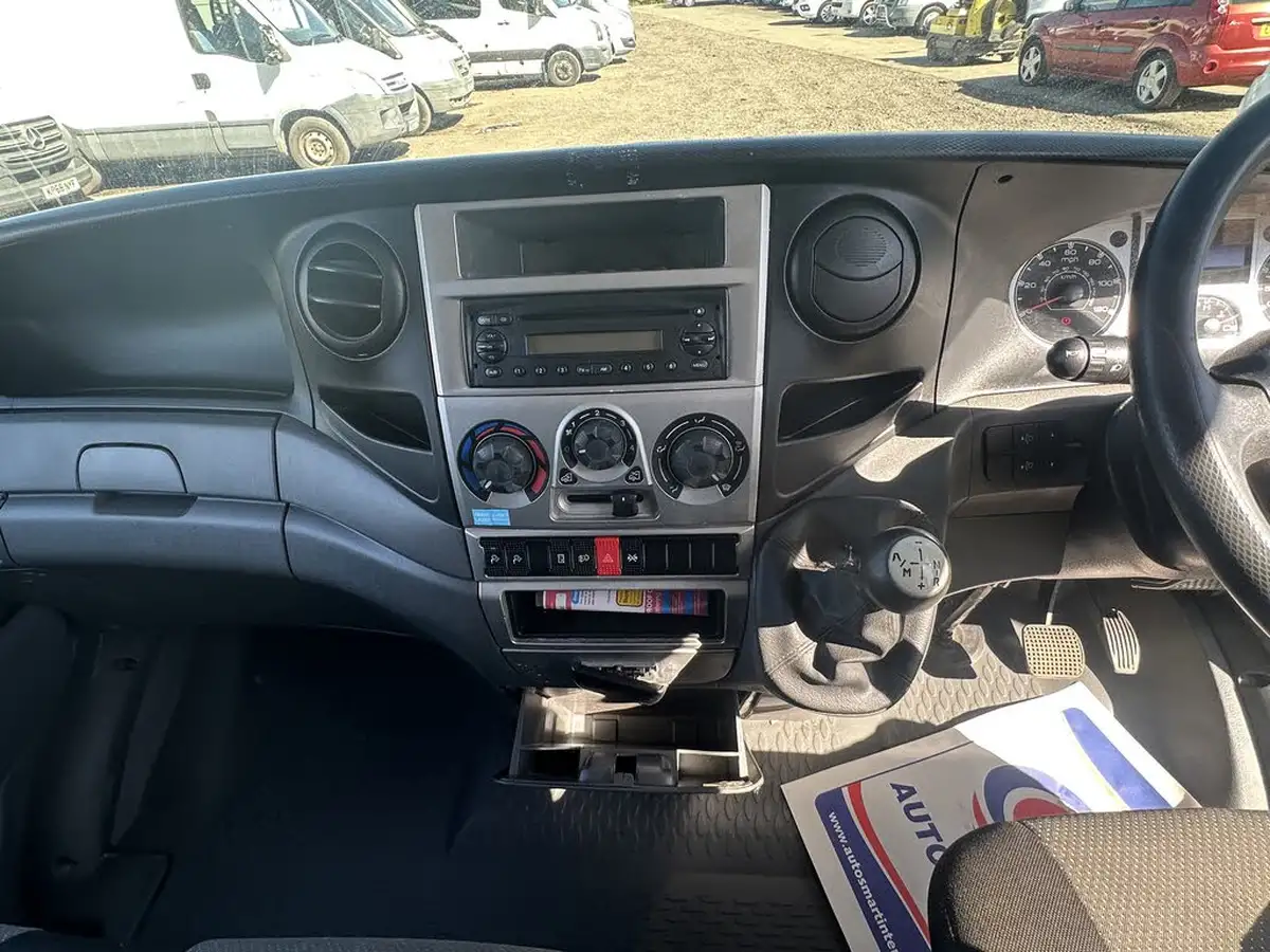 2010-iveco-daily-s-class-23td-35s11-mwb-chassis-cab-big-9