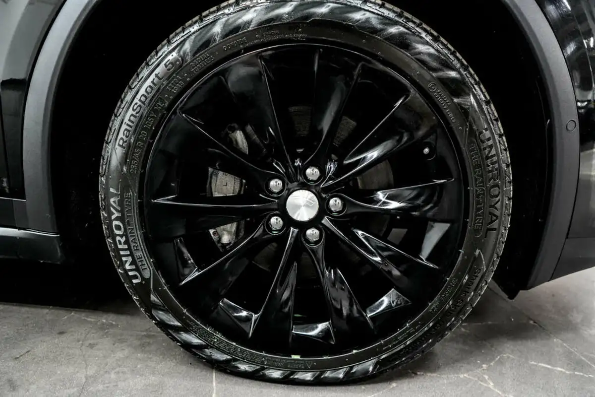 2020-tesla-model-x-e-long-range-big-5