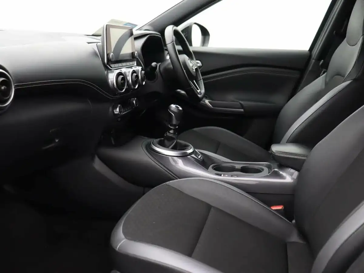 2023-nissan-juke-10-dig-t-n-connecta-big-20