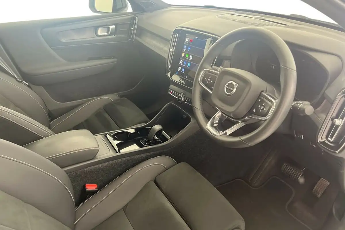 2022-volvo-c40-e-twin-recharge-pro-big-9