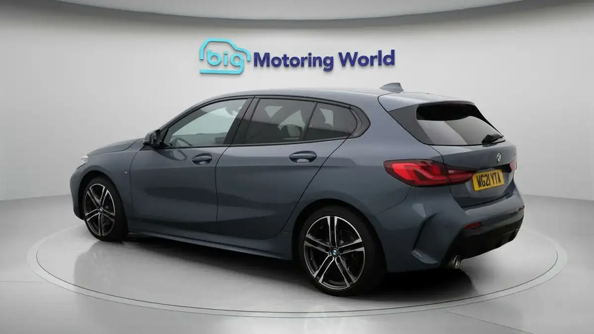 2021-bmw-1-series-15-118i-m-sport-lcp-dct-big-5