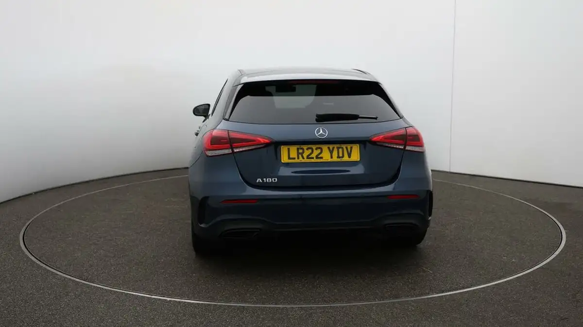 2022-mercedes-benz-a-class-13-a180-amg-line-executive-edition-hatchback-5d-7g-dct-big-59