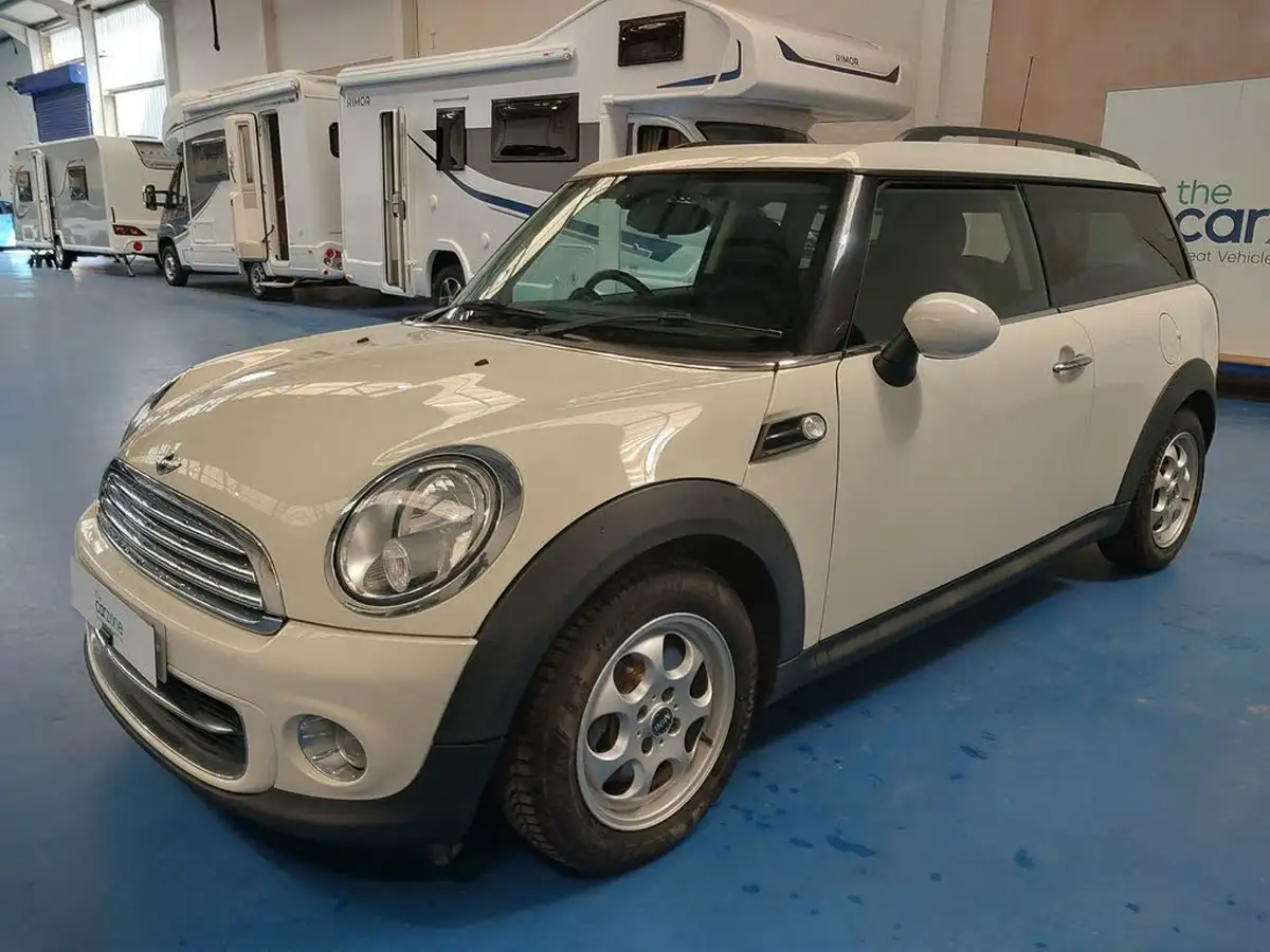 2014-mini-clubman-16-cooper-big-9