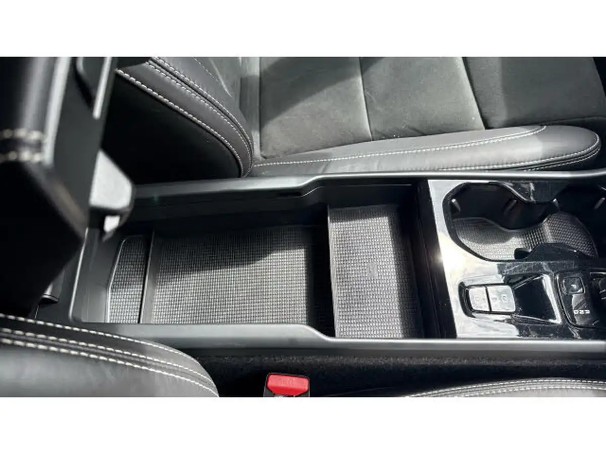 2022-volvo-xc40-15-t5-r-design-pro-big-44