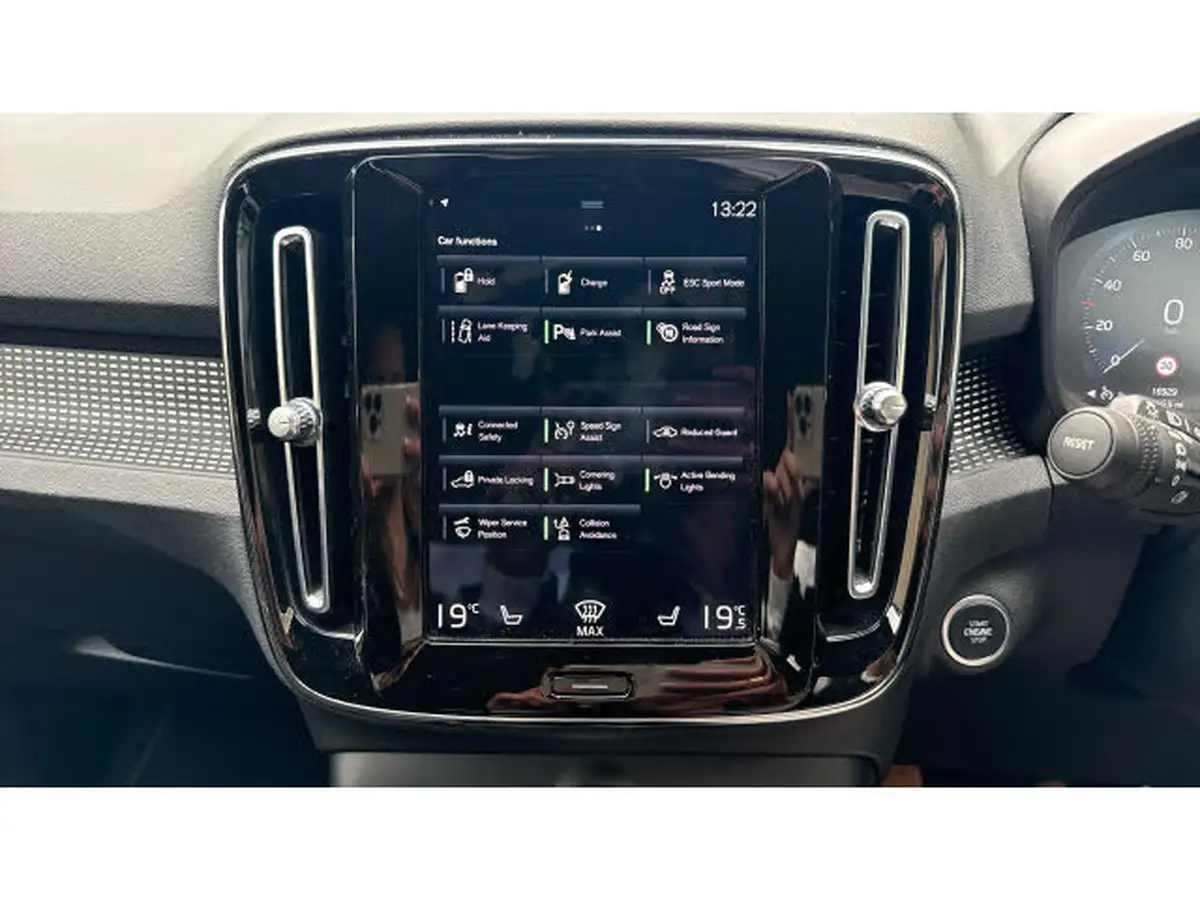 2022-volvo-xc40-15-t5-r-design-pro-big-20