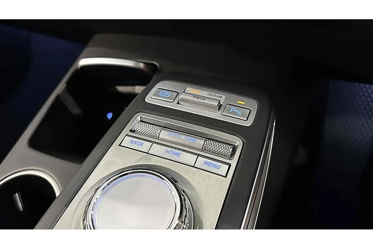 2023-genesis-gv70-e-sport-line-big-49