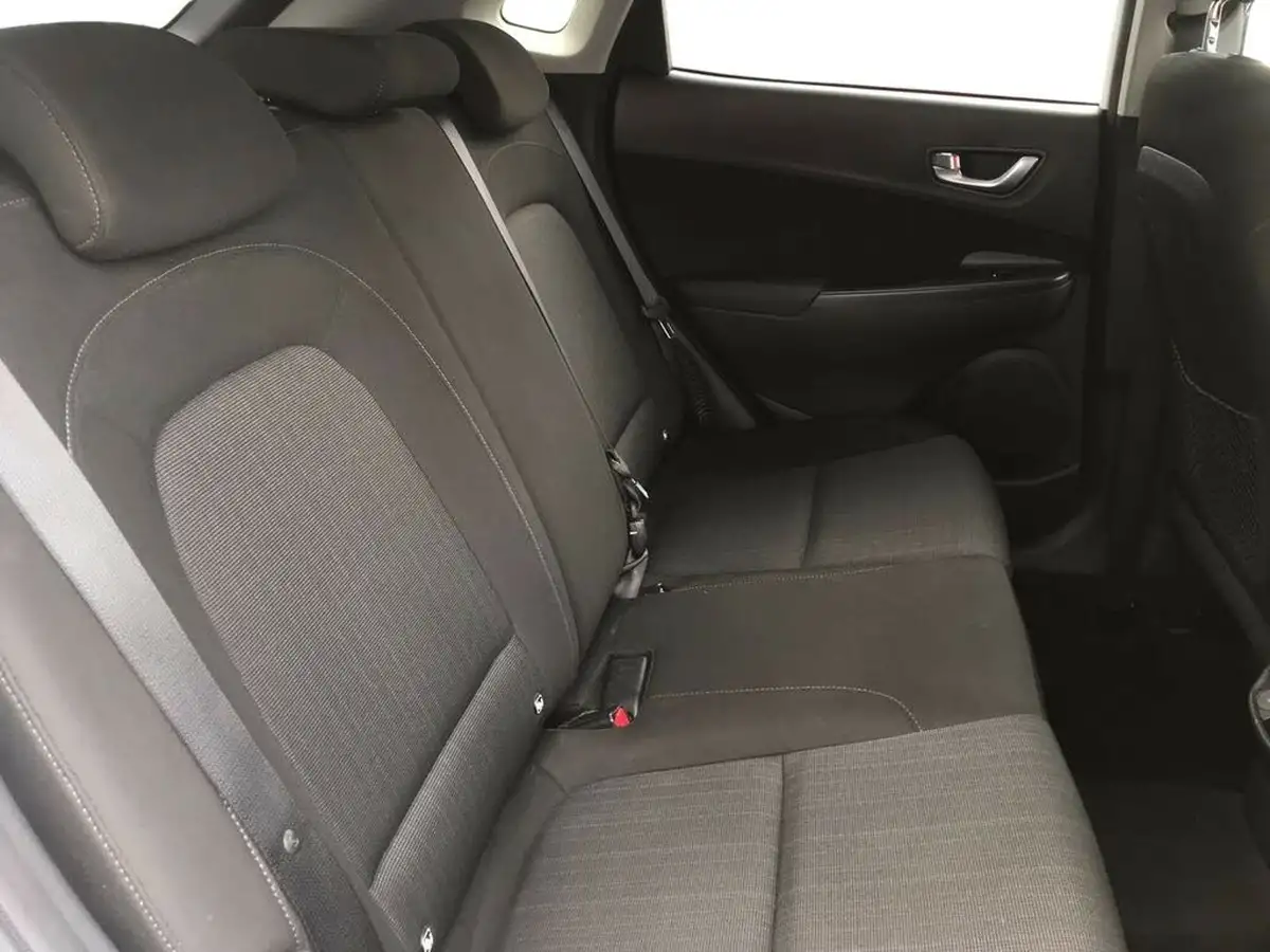 2022-hyundai-kona-10-t-gdi-premium-big-10