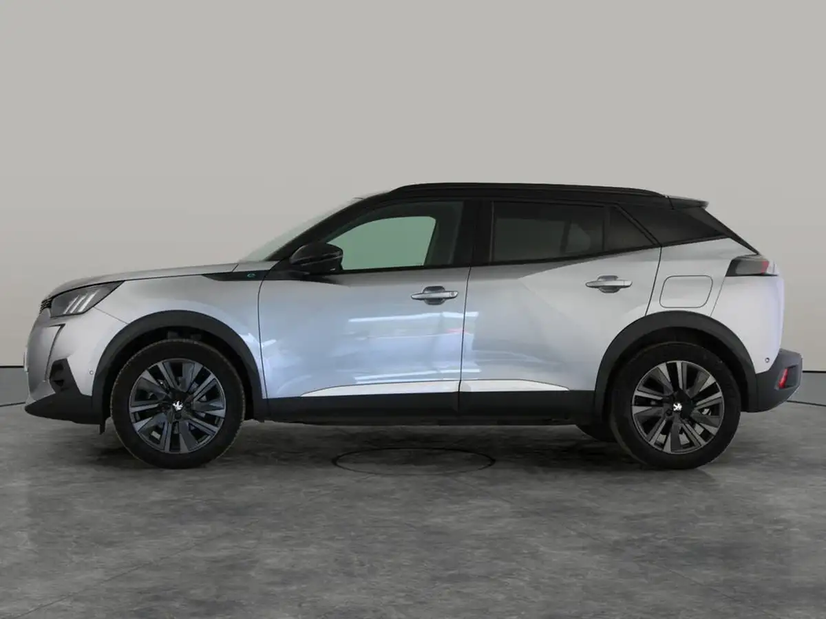 2022-peugeot-2008-suv-e-gt-premium-big-8