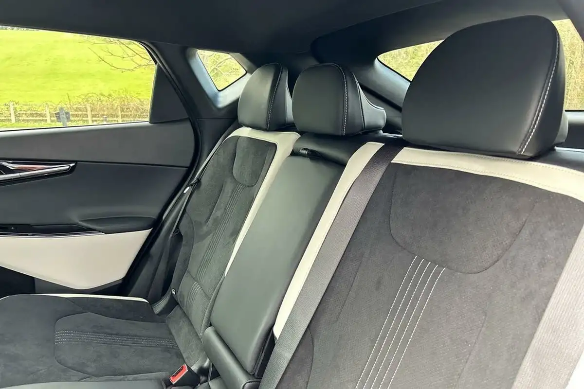 2022-kia-ev6-e-gt-line-225bhp-heat-pump-big-27