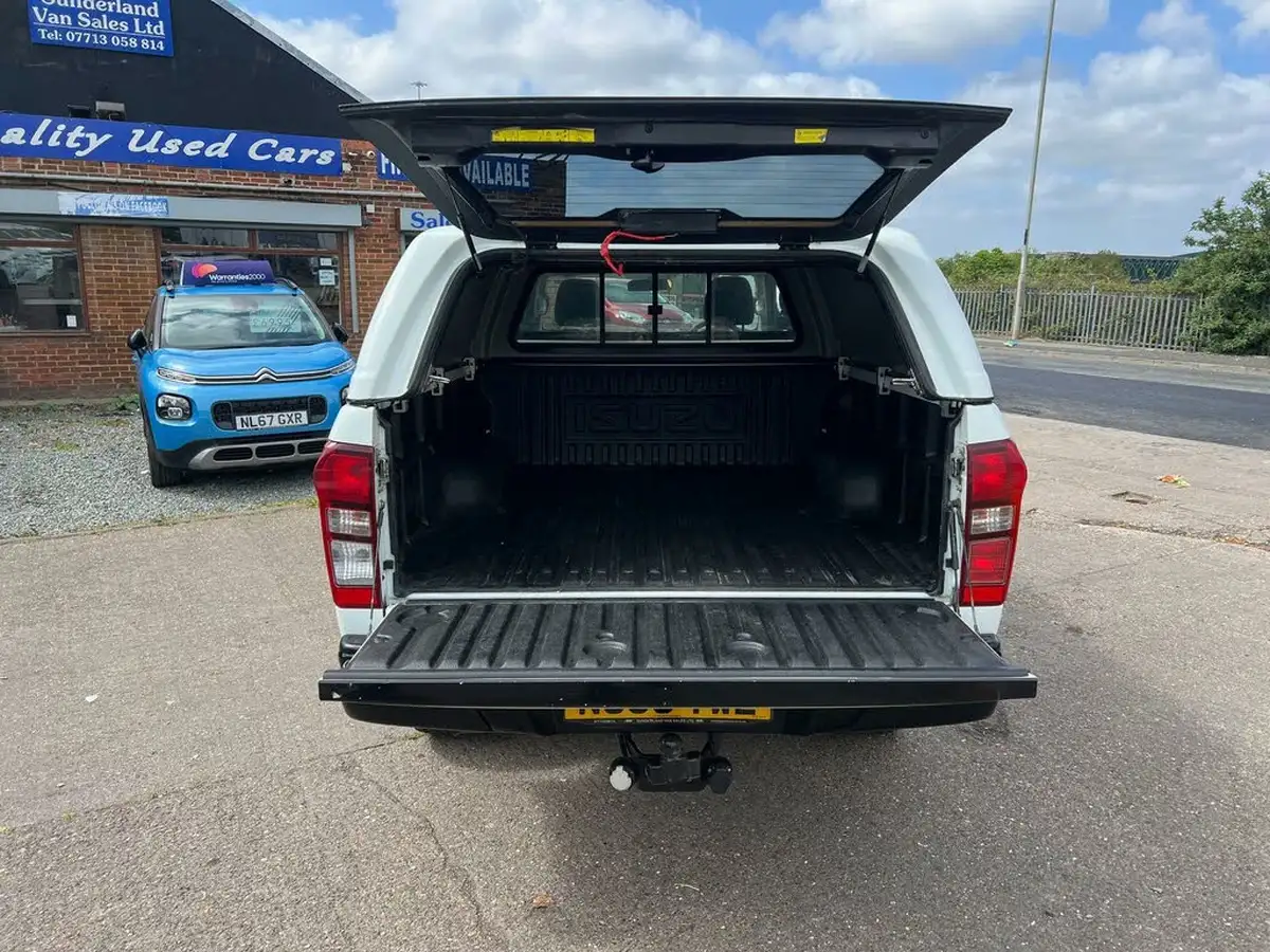 2019-isuzu-d-max-19td-utility-4x4-extended-pick-up-big-8