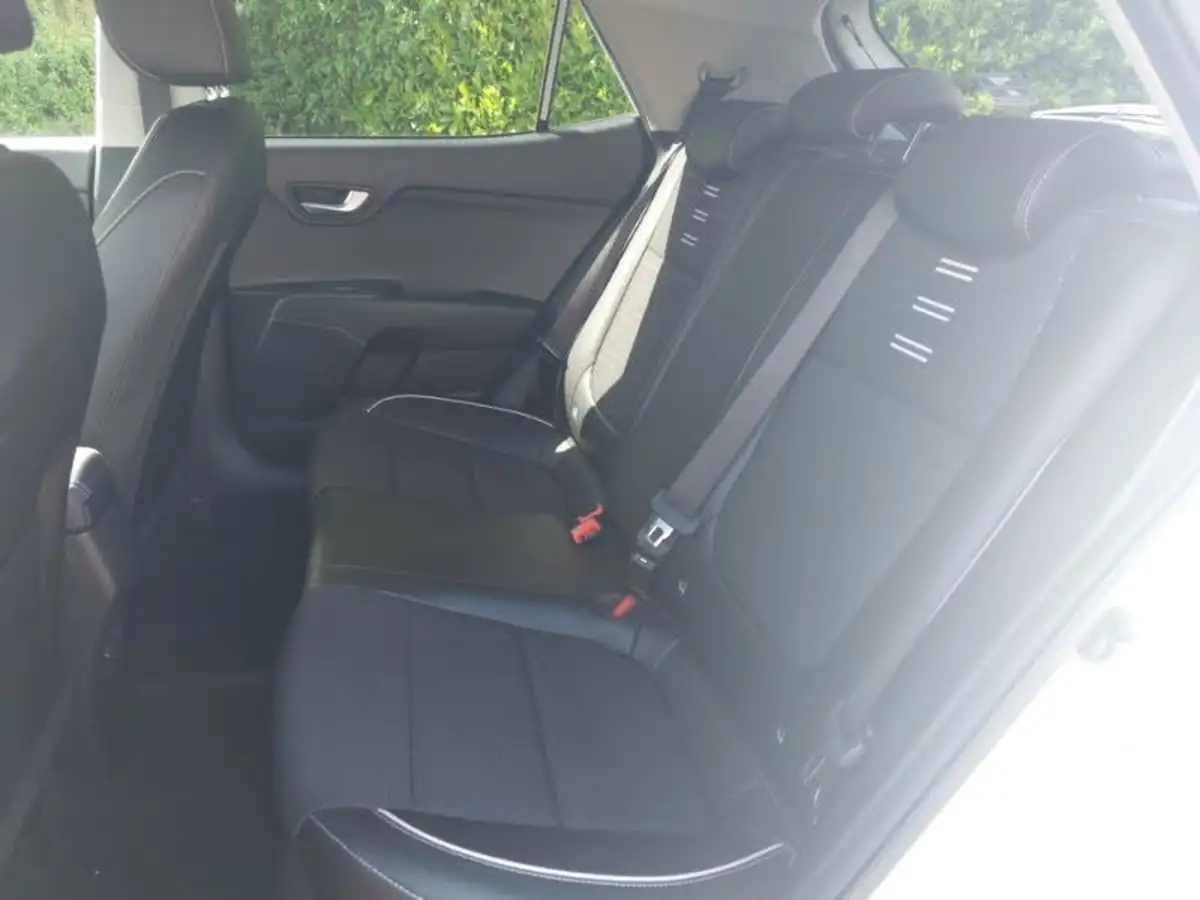 2022-kia-stonic-10-t-gdi-gt-line-118bhp-48v-big-5