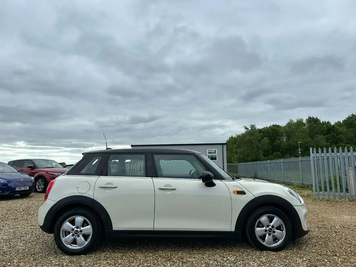 2016-mini-cooper-15td-cooper-d-ss-hatchback-5d-big-7