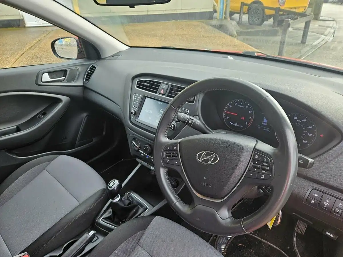 2019-hyundai-i20-12-se-mpi-hatchback-5d-big-7