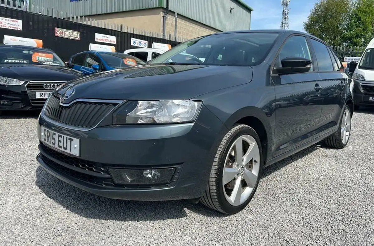 2015-skoda-rapid-spaceback-12-tsi-se-sport-big-5
