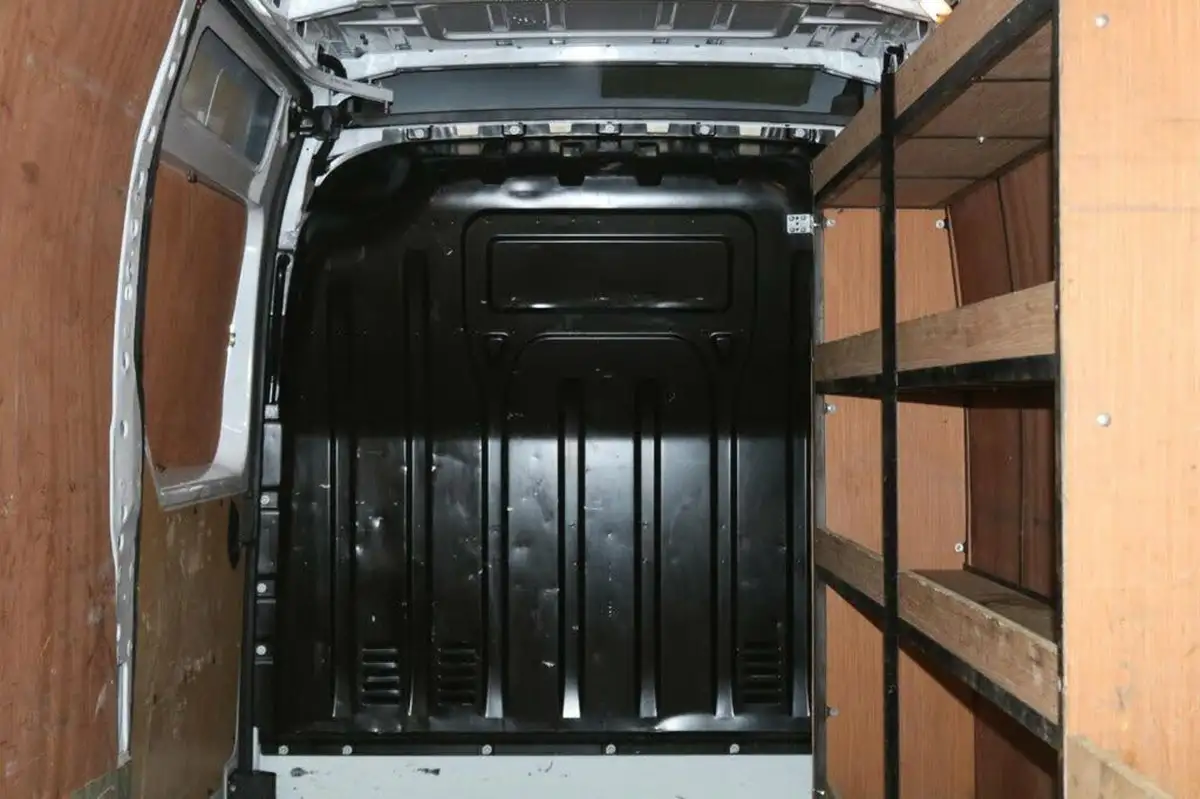 2022-renault-master-23dci-lm35-135-business-panel-big-14