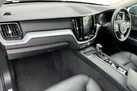 2020-volvo-xc60-20td-d4-momentum-small-1