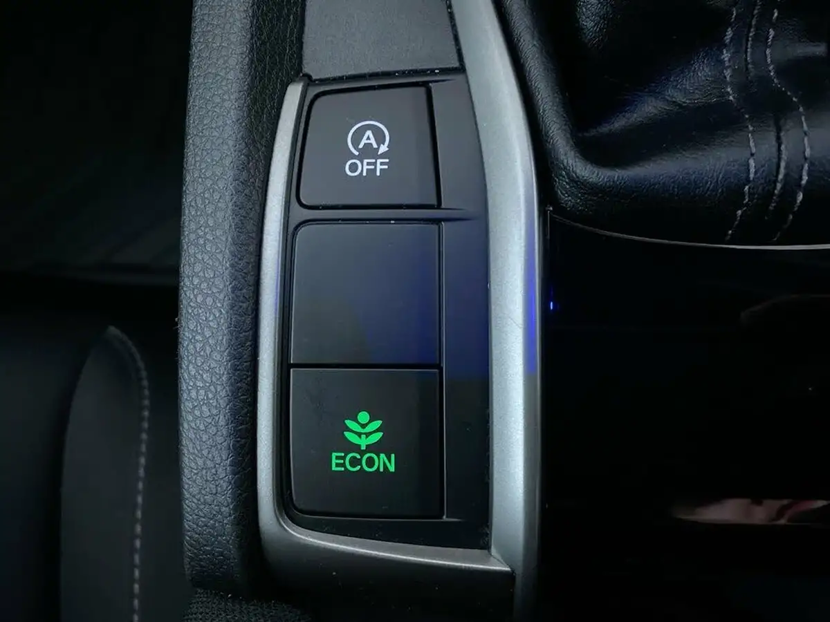 2019-honda-civic-16-i-dtec-sr-hatchback-5d-big-24
