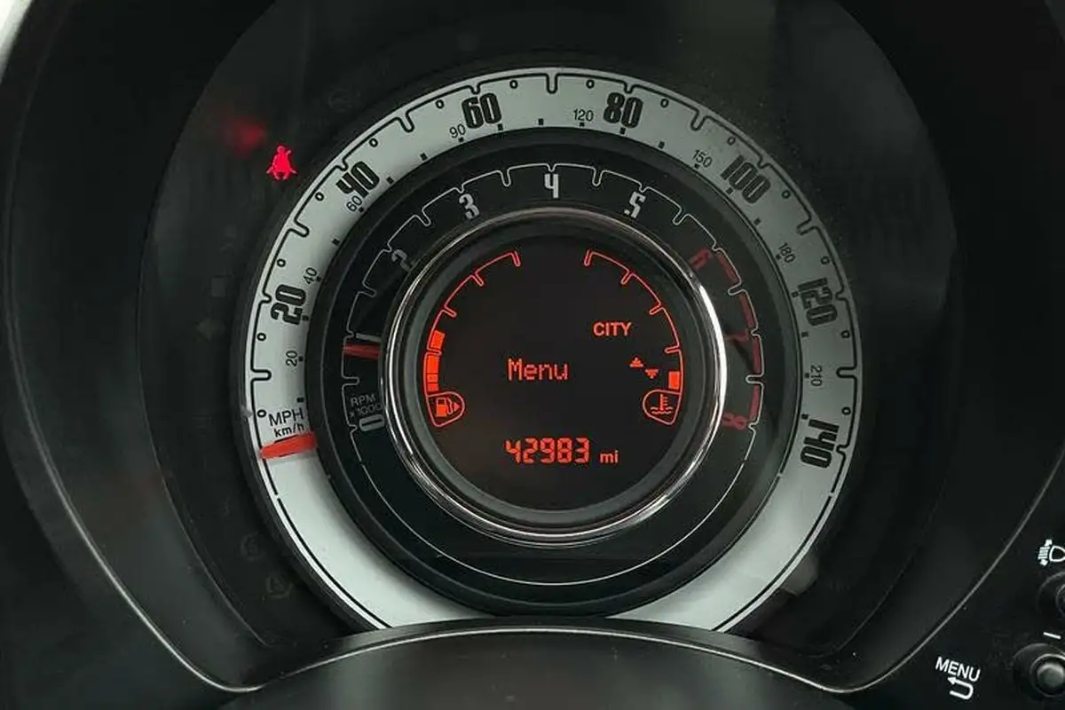 2019-fiat-500-12-sport-big-12