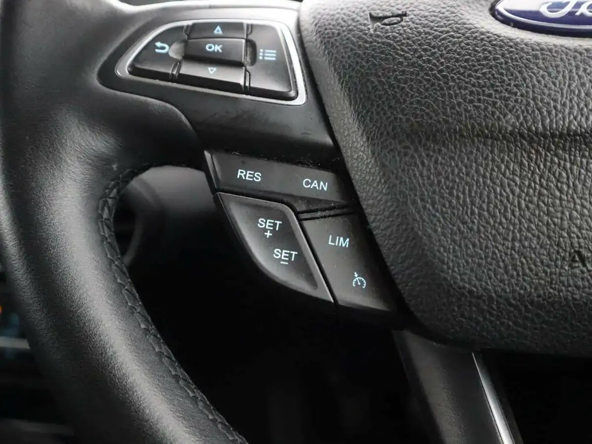 2021-ford-ecosport-10t-active-big-33