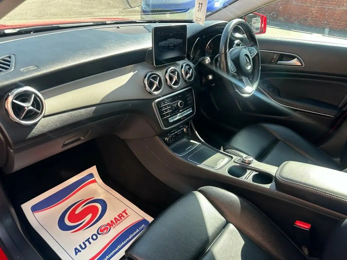 2018-mercedes-benz-gla-class-21d-gla-200d-sport-134bhp-ss-7g-dct-big-16