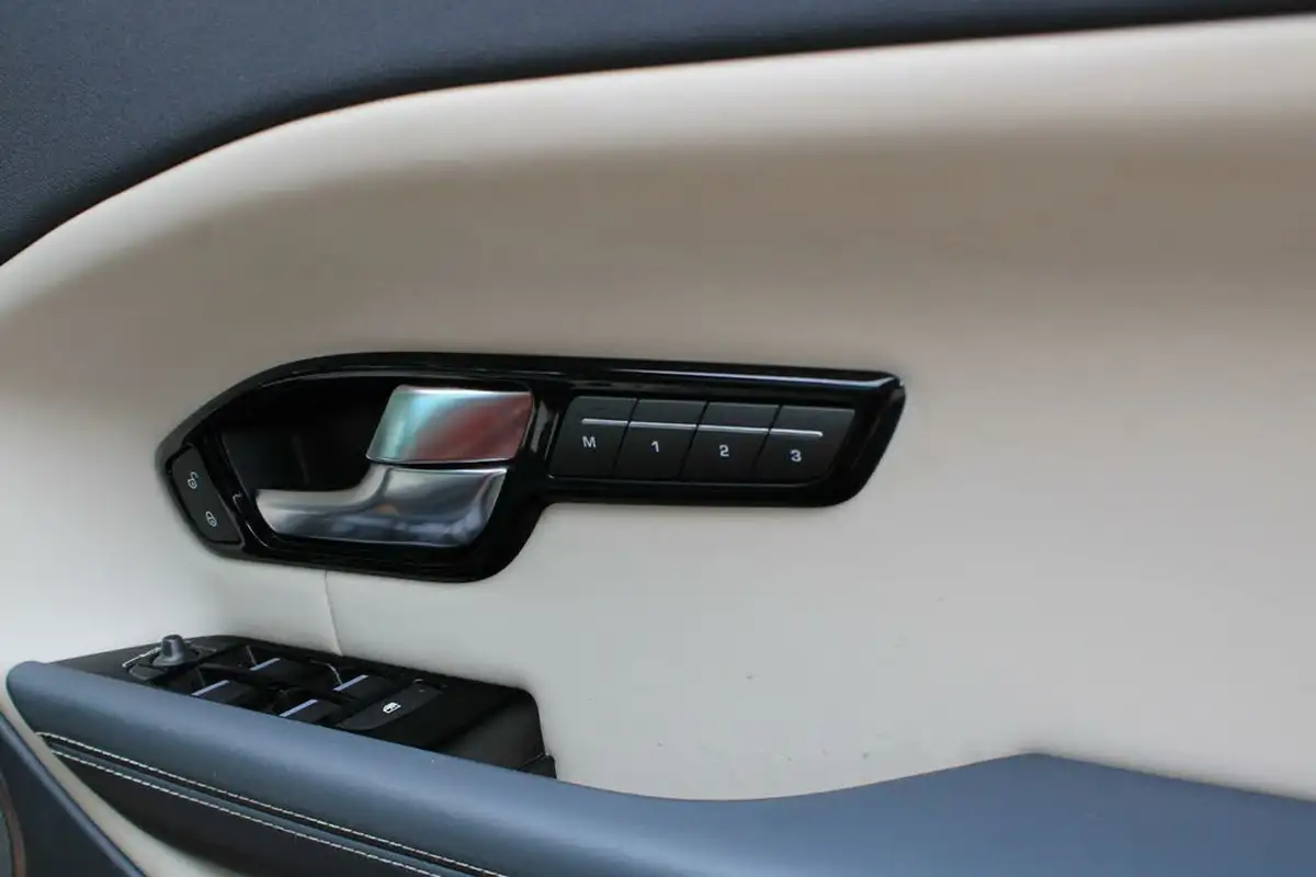 2015-land-rover-range-rover-evoque-20td4-hse-dynamic-lux-ss-hatchback-5d-auto-big-34