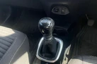 2016-toyota-yaris-133-design-bi-tone-small-26