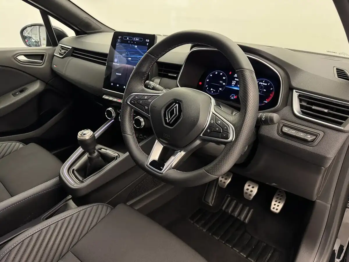 2024-renault-clio-10-tce-esprit-alpine-big-8