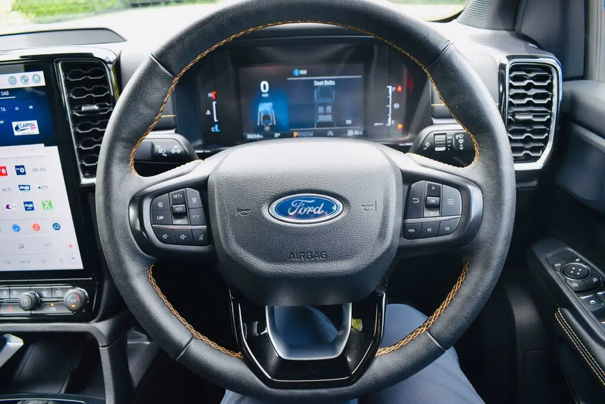 2024-ford-ranger-20-ecoblue-wildtrak-double-cab-205pseu6d-big-9