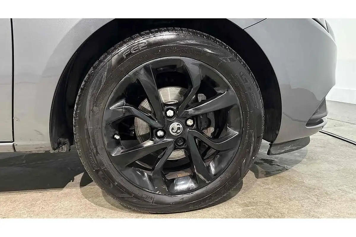 2019-vauxhall-corsa-14i-griffin-75ps-3d-big-15