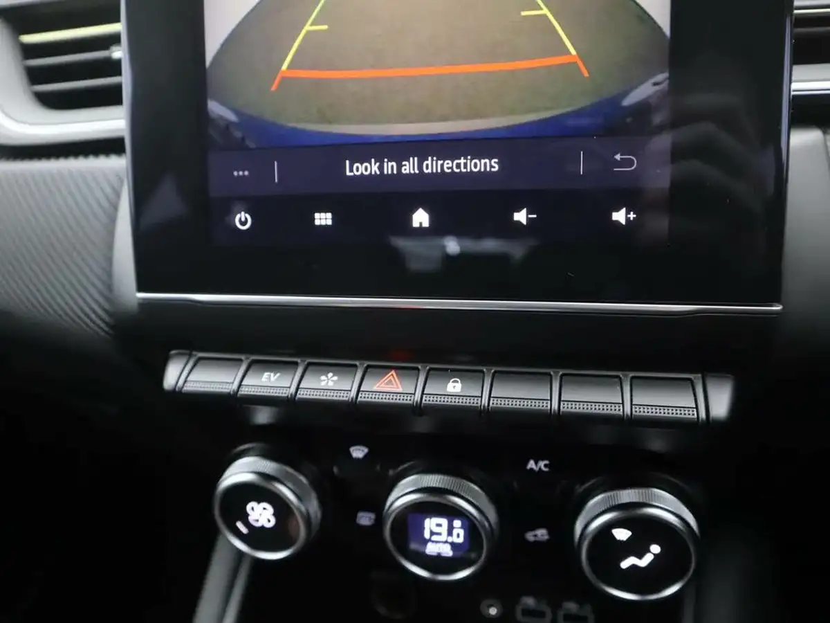 2023-renault-captur-16-e-tech-engineered-160ps-plug-in-big-26