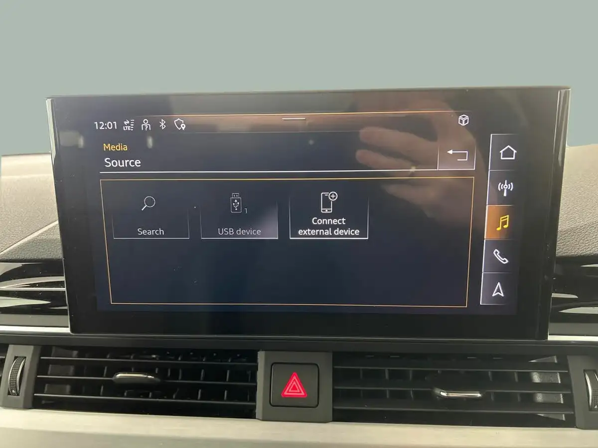 2021-audi-a4-20-35-tdi-s-line-big-18
