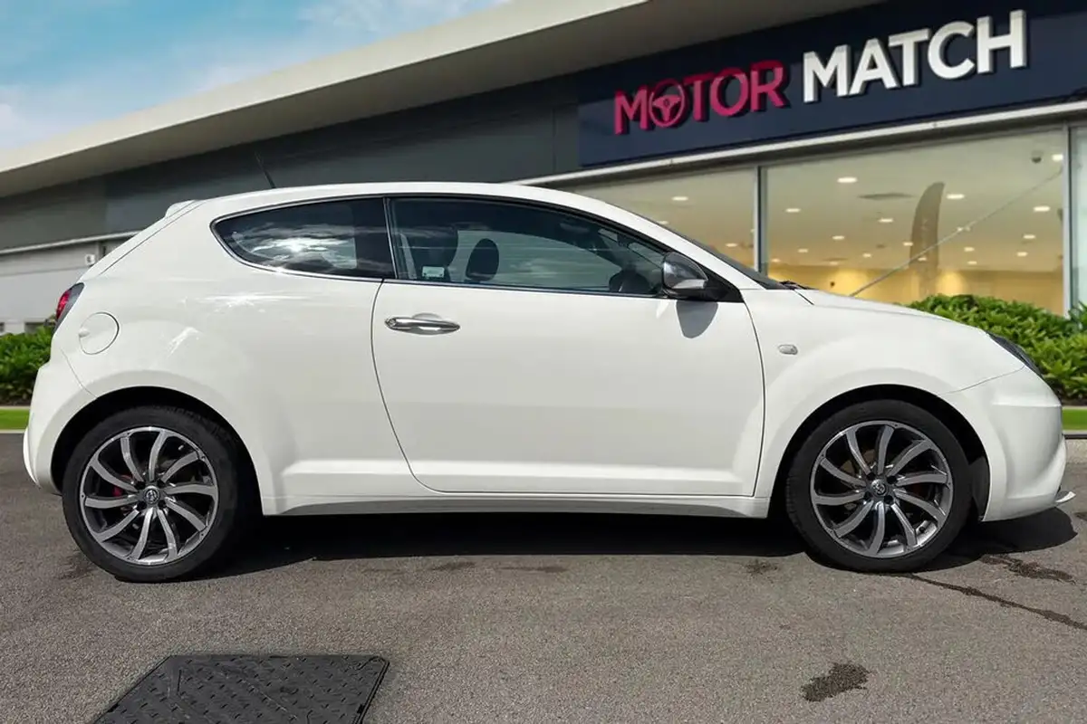 2016-alfa-romeo-mito-09-super-big-2