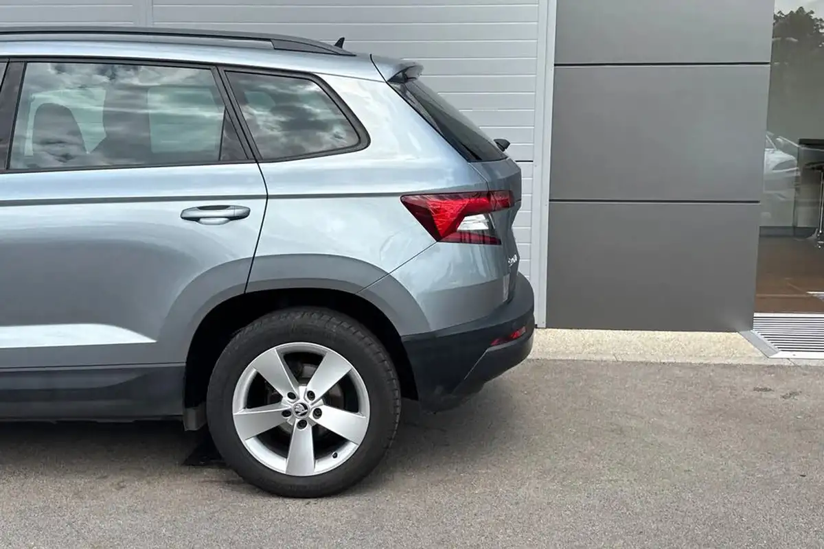 2019-skoda-karoq-20tdi-se-big-32