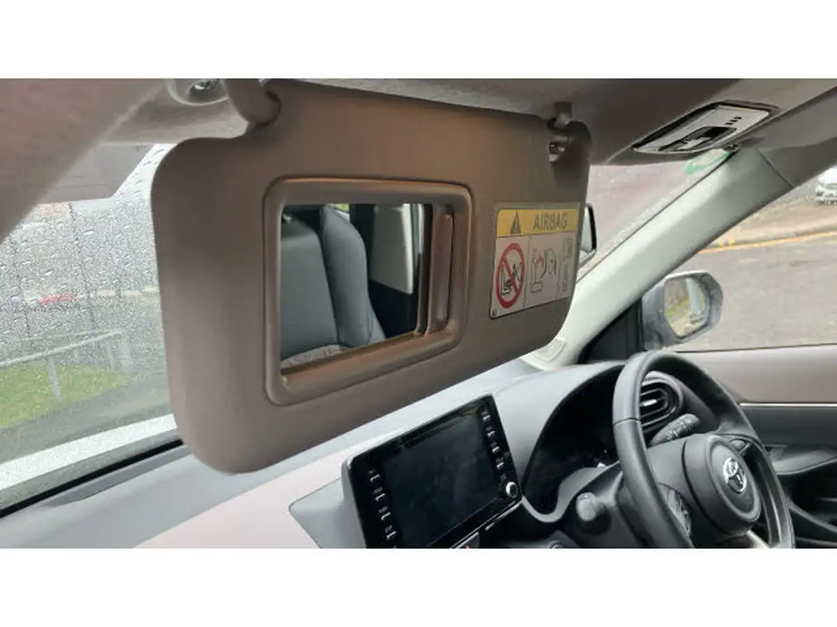 2024-toyota-yaris-cross-15-vvt-i-excel-awd-i-big-38