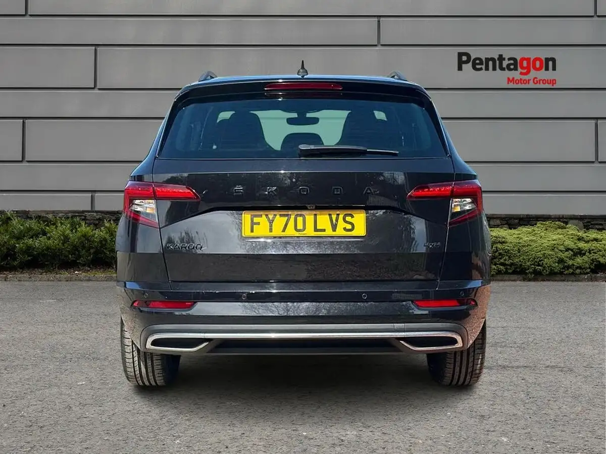 2020-skoda-karoq-20-tsi-sportline-big-16