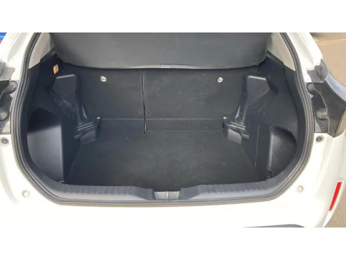 2022-toyota-yaris-cross-15-vvt-i-icon-big-13