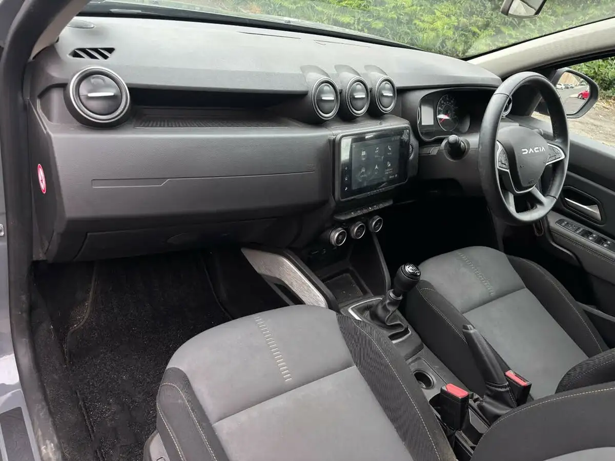 2023-dacia-duster-13-tce-extreme-130bhp-big-10