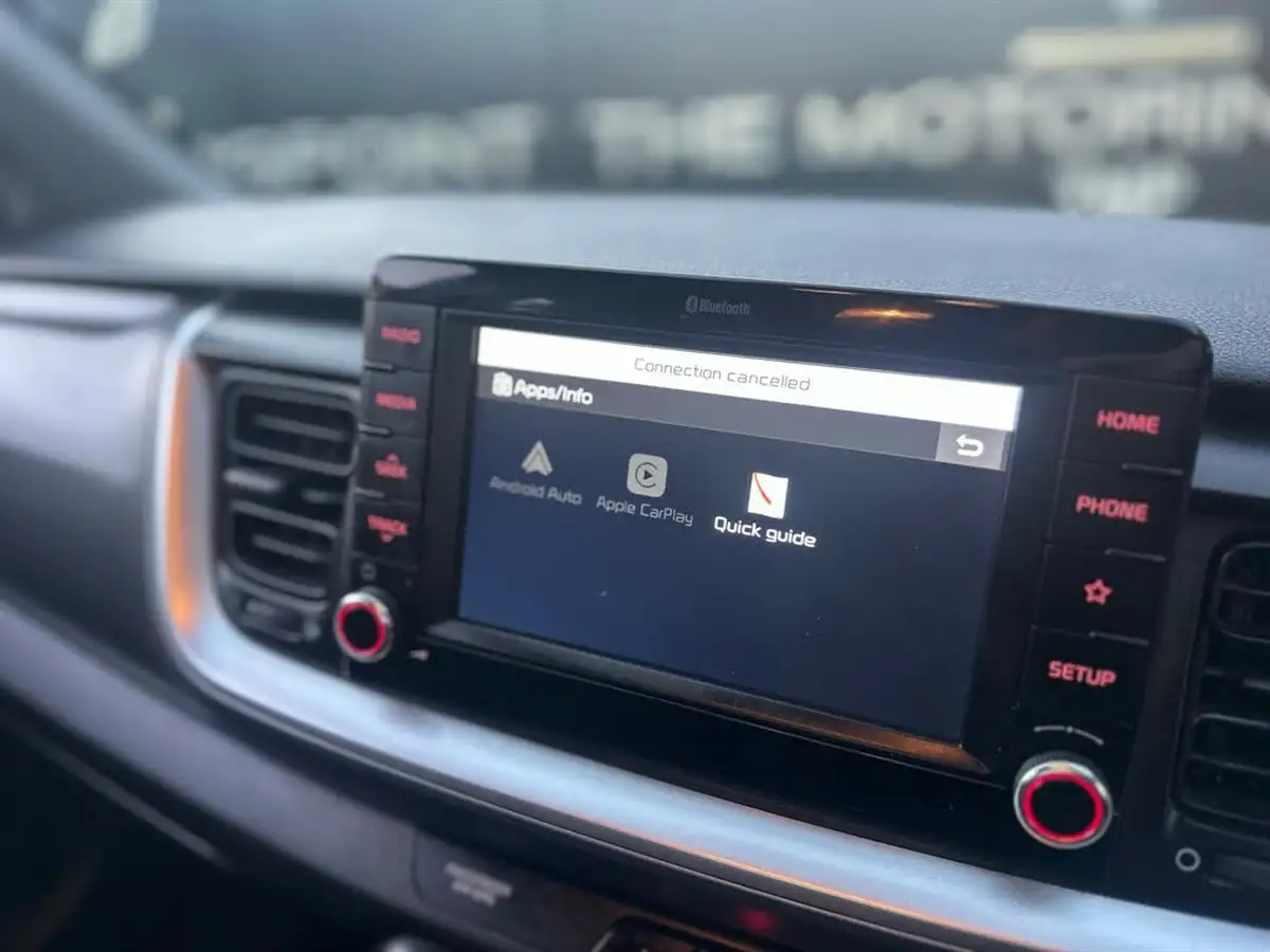 2018-kia-stonic-10-t-gdi-2-big-12