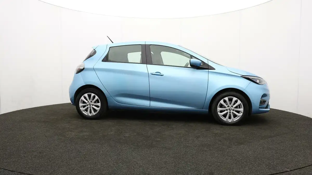 2021-renault-zoe-e-iconic-135ps-r135ev50-rapid-charge-big-40