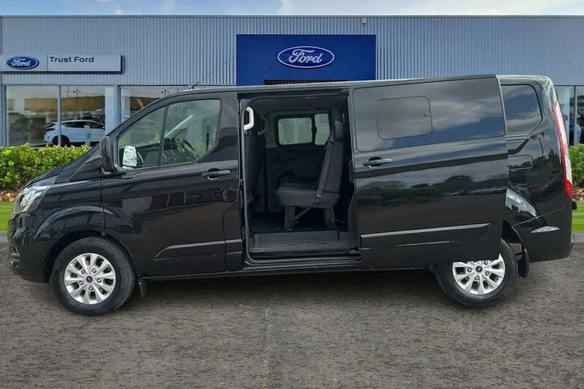 2023-ford-transit-custom-20tdci-320-l2h1-limited-130pseu6dt-double-cab-in-van-1997cc-big-4