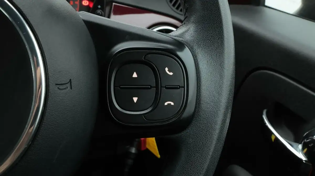 2020-fiat-500c-10-sport-big-26