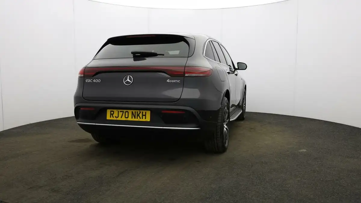 2020-mercedes-benz-eqc-e-eqc-400-amg-line-big-52