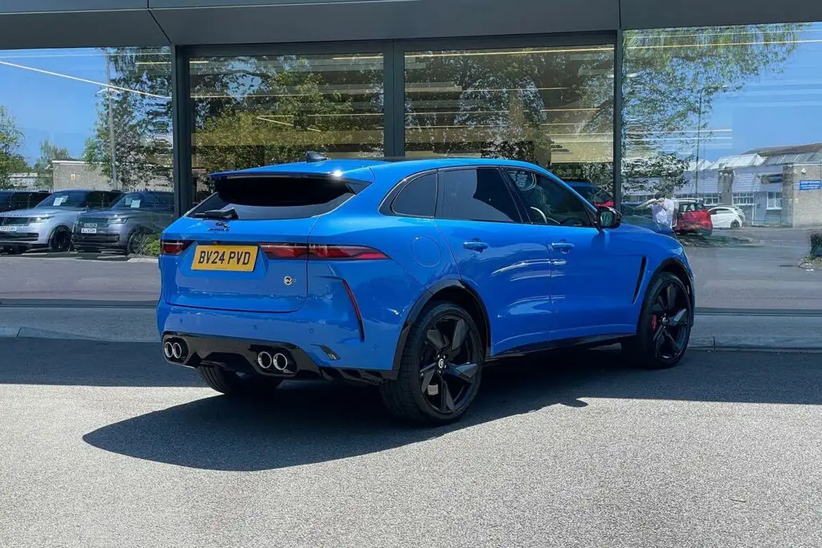 2024-jaguar-f-pace-50-v8-p575-svr-575-edition-big-6