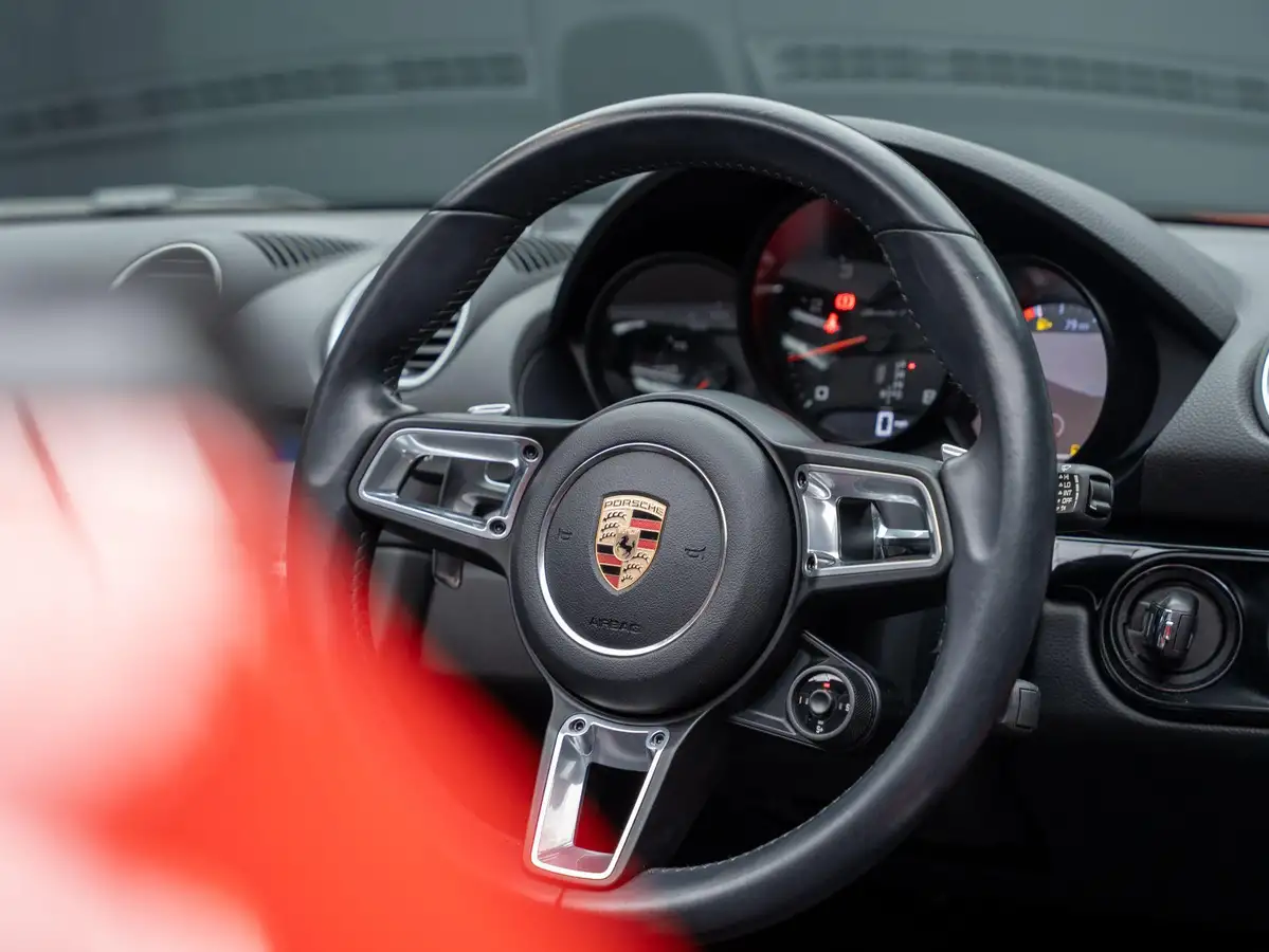 2019-porsche-boxster-718-20-boxster-t-pdk-big-35