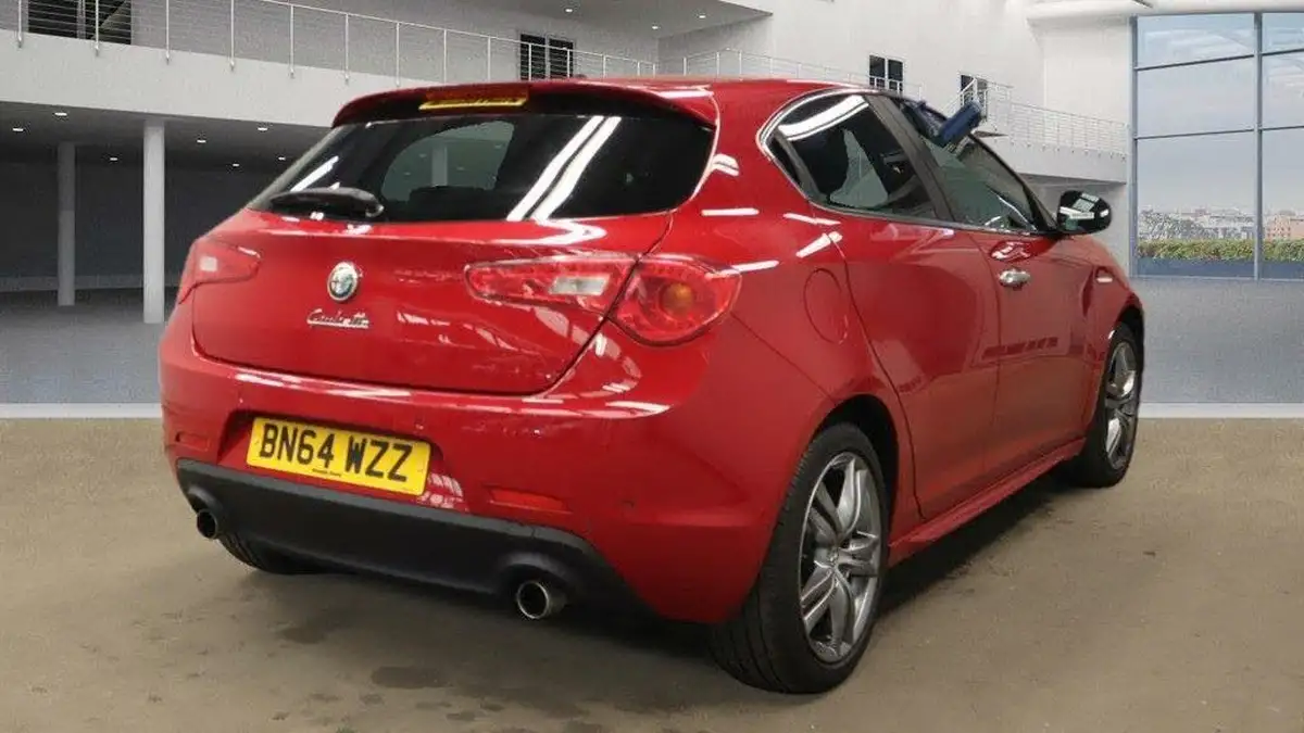 2014-alfa-romeo-giulietta-20td-exclusive-big-4