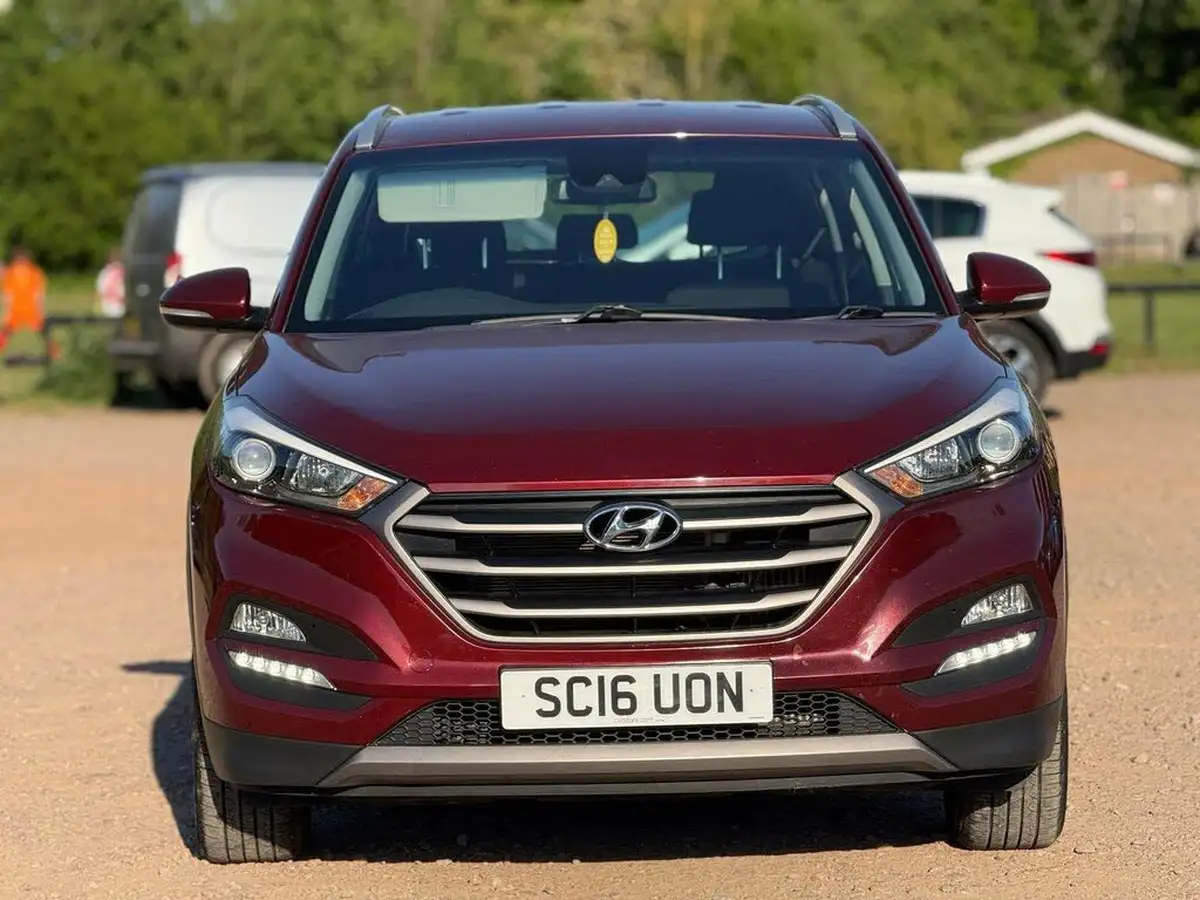 2016-hyundai-tucson-17crdi-blue-drive-se-nav-116ps-big-1