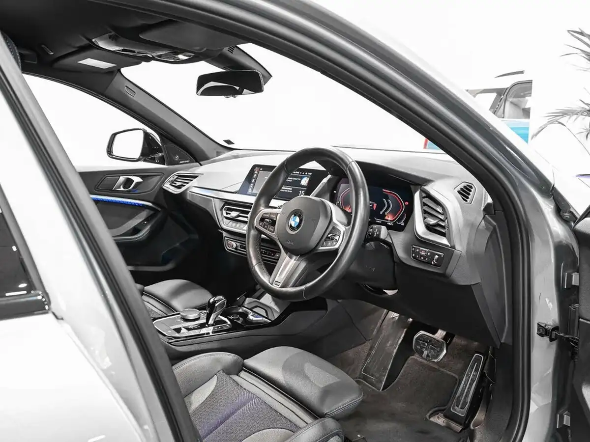 2023-bmw-1-series-20td-120d-m-sport-lcp-big-5