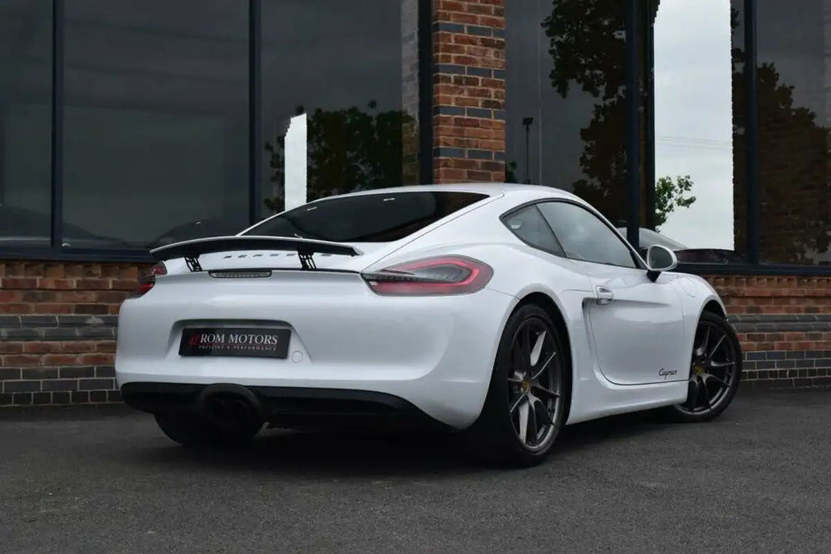 2015-porsche-cayman-27-pdk-big-51
